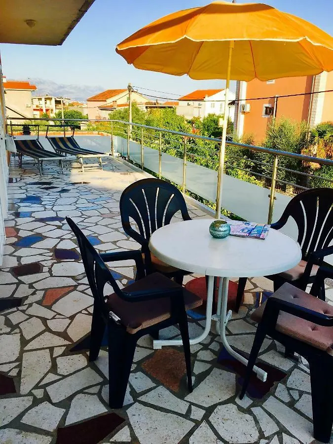 Haus Grace Apartment Kastela 0*,