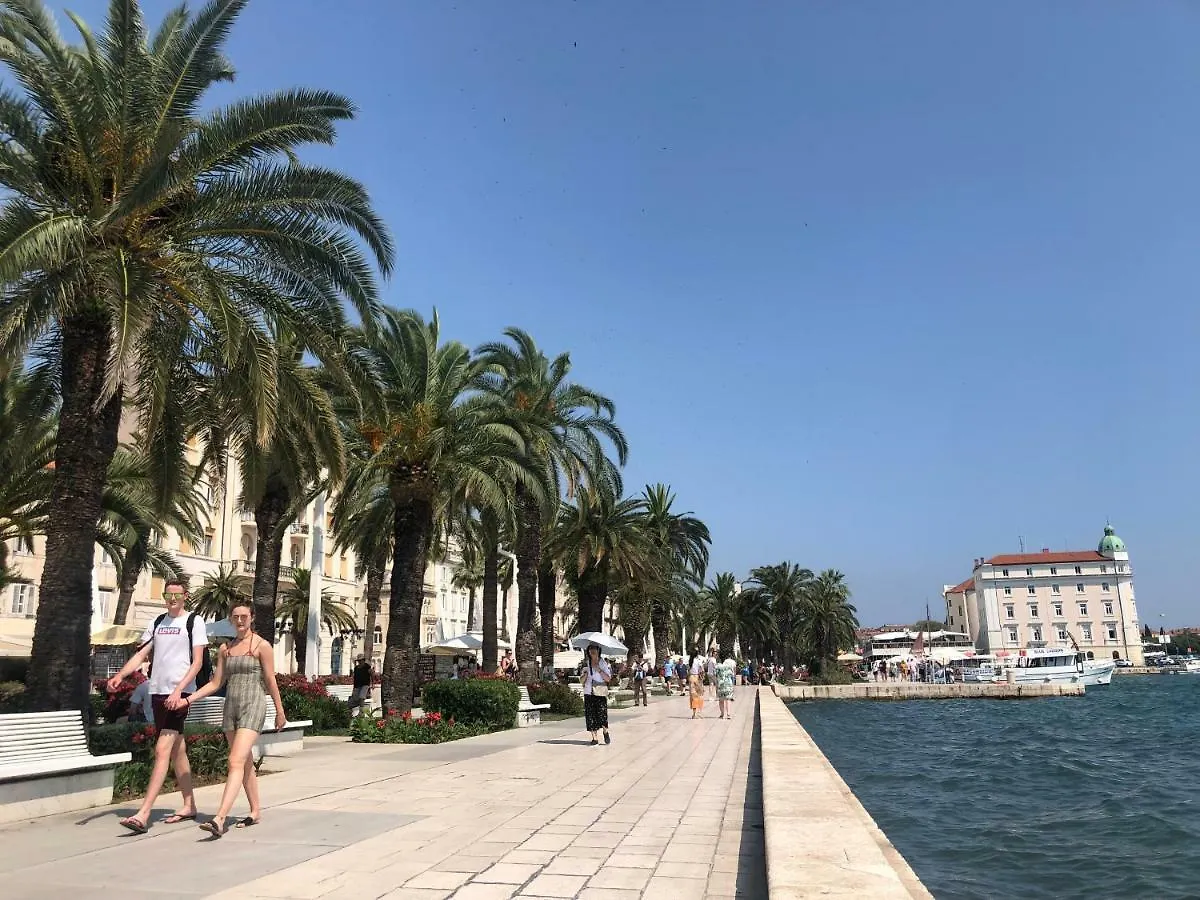 Haus Grace Apartment Kastela