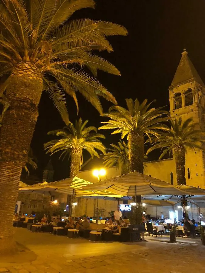 Haus Grace Apartment Kastela